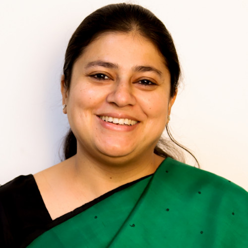 Portrait of Meeta Makhan, faculty at First Bridge Business School